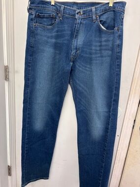 Levi’s 550 Classic Men's Blue Denim Jeans - Classic Straight Fit
